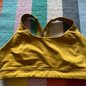 LULULEMON 🌿 Size 12 🌿 Mustard Crossback Bra